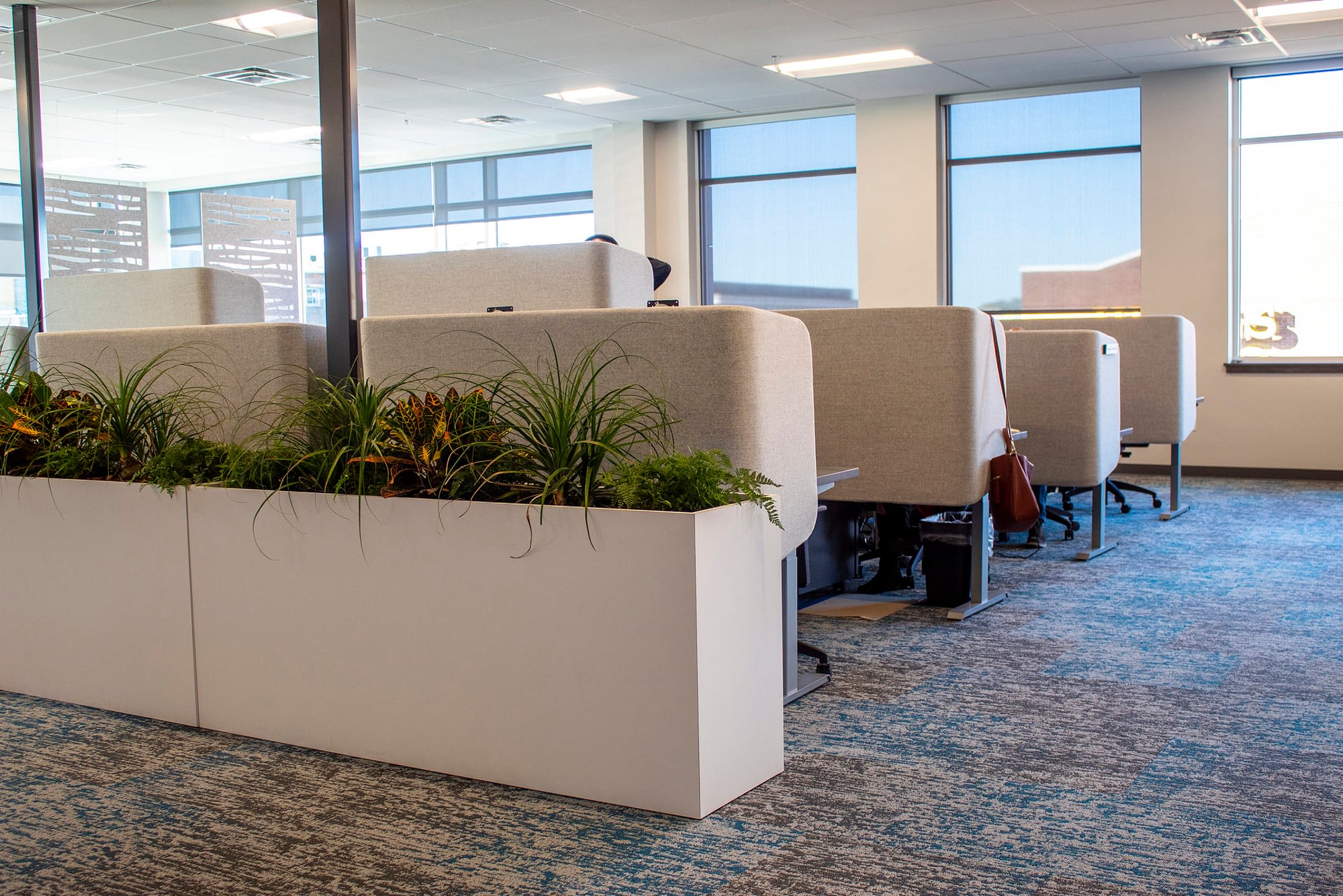 allsteel a8 workstations and planters