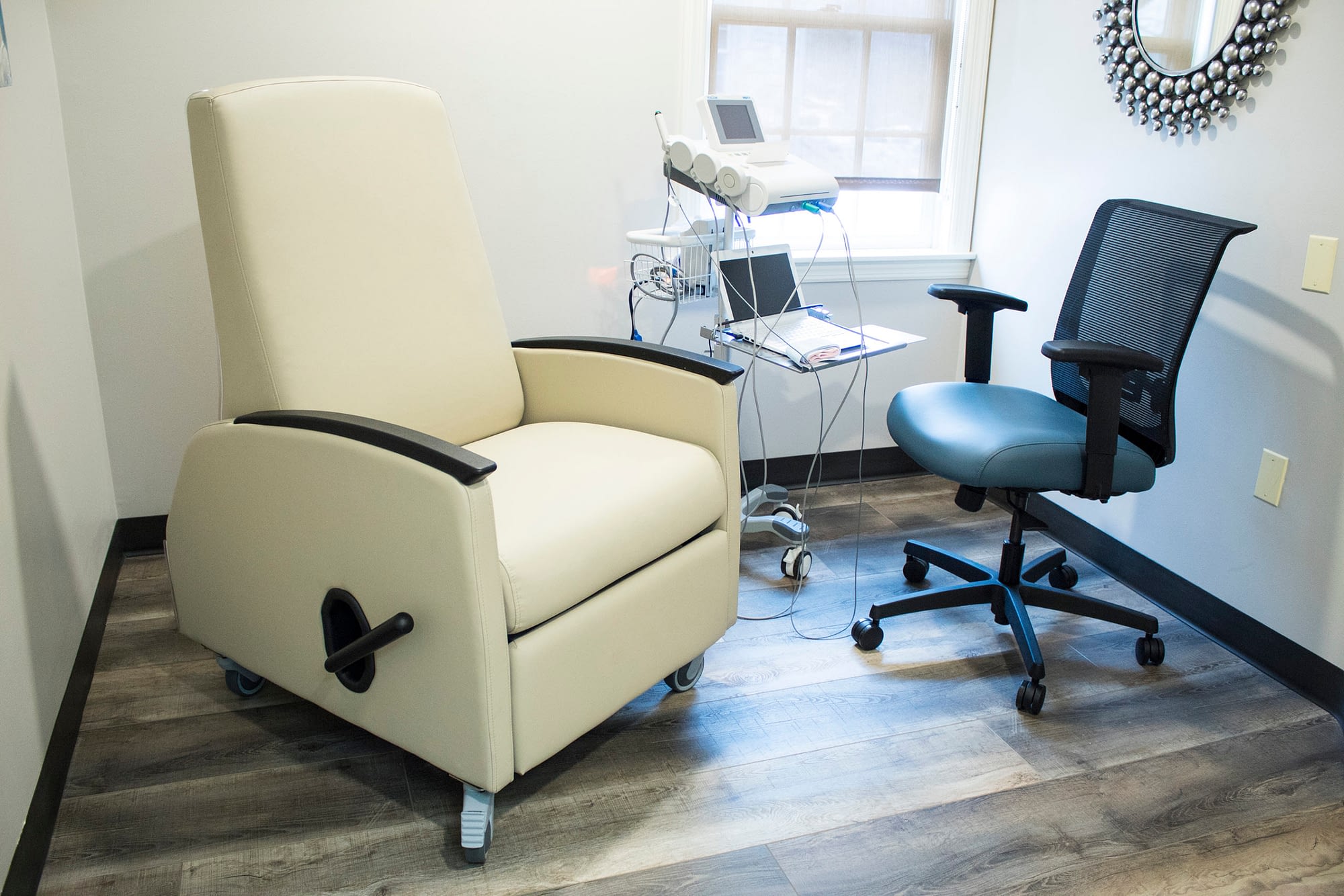 Recliner and Chair in Ultrasound Room